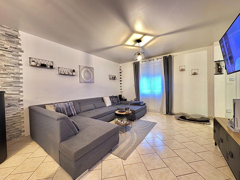 Maison - 87 m² - 4 pièces