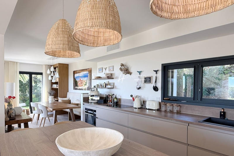 Maison - 135 m² - 4 pièces