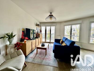 Appartement - 90 m² - 4 pièces