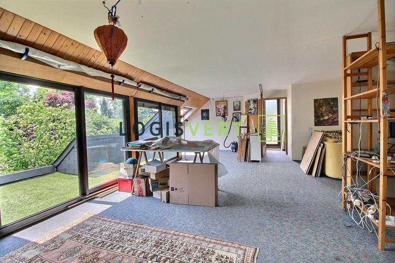 Maison - 205 m² - 10 pièces