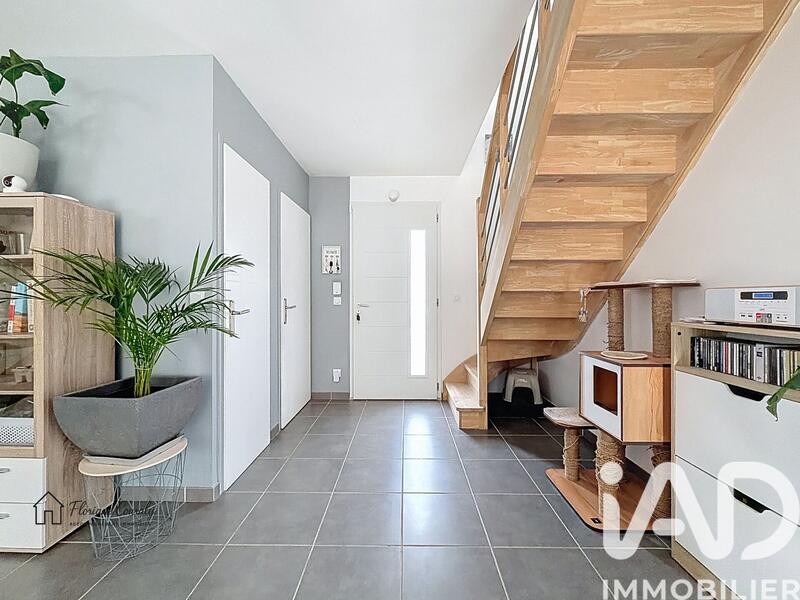 Maison - 92 m² - 4 pièces