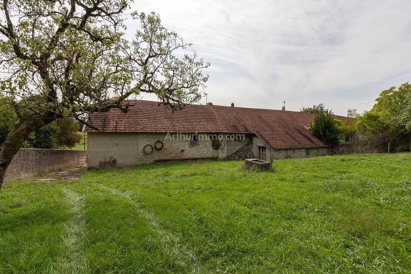 Maison - 238 m² - 10 pièces