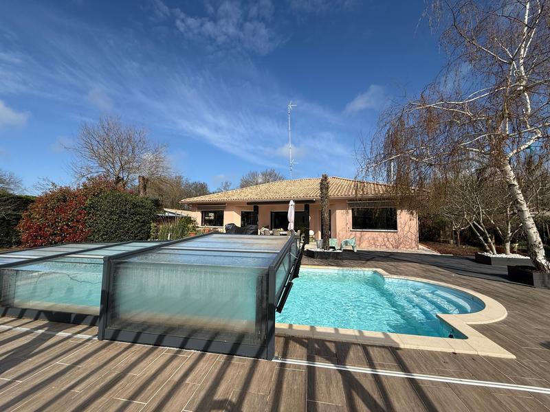 Maison - 190 m² - 7 pièces