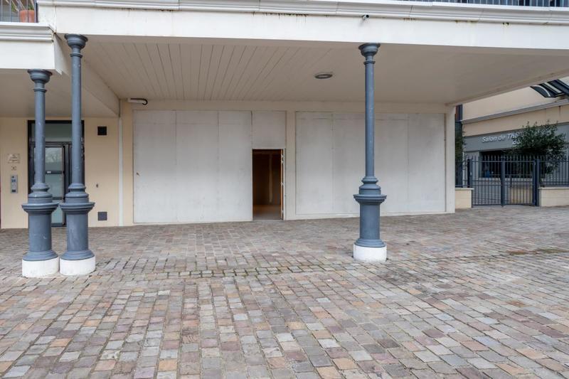 Local commercial - 99 m²