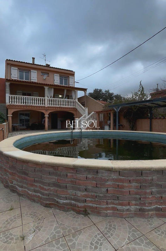 Maison - 130 m² - 7 pièces