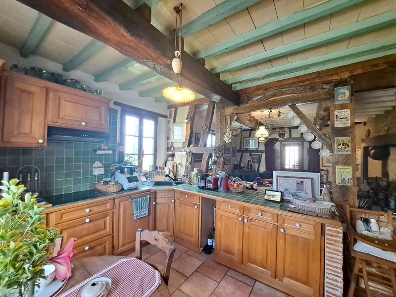 Maison - 246 m² - 6 pièces