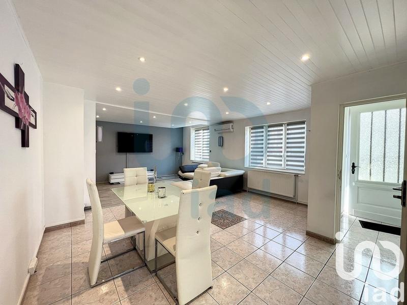 Maison - 239 m² - 5 pièces