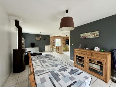 Maison - 133 m² - 6 pièces