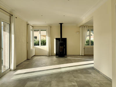 Maison - 182 m² - 6 pièces