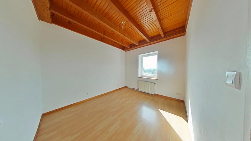 Maison traditionnelle - 94 m² - 4 pièces