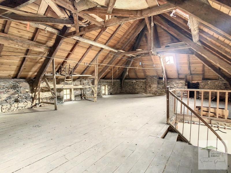 Maison - 180 m² - 8 pièces