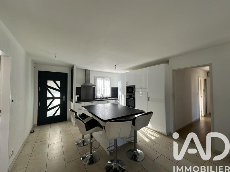 Maison - 83 m² - 4 pièces
