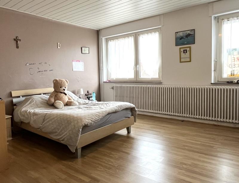 Maison - 320 m² - 10 pièces