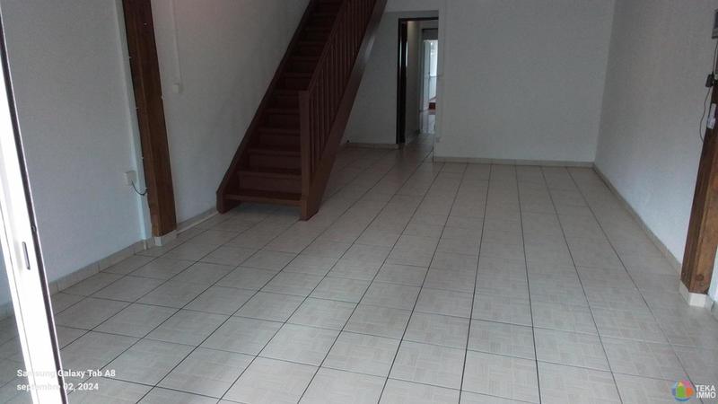 Maison jumelée - 85 m² - 5 pièces