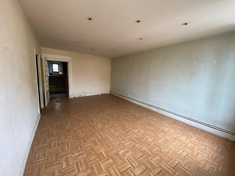 Maison - 152 m² - 7 pièces