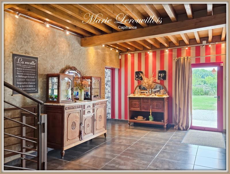 Maison - 440 m² - 12 pièces