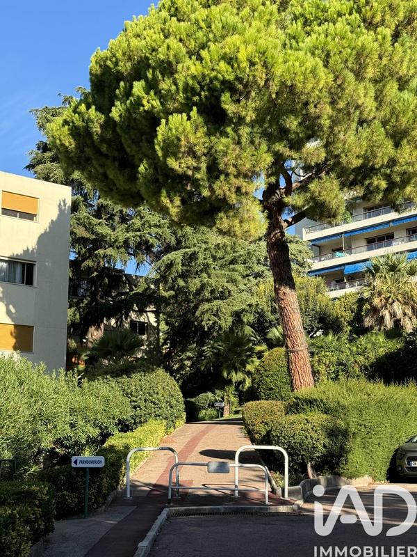 Appartement - 75 m² - 3 pièces