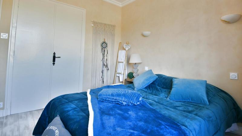 Maison - 186 m² - 7 pièces