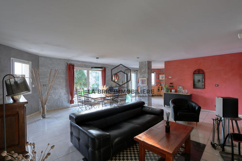 Maison - 155 m² - 6 pièces