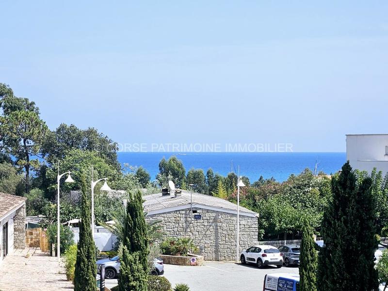 Appartement - 95 m² - 4 pièces