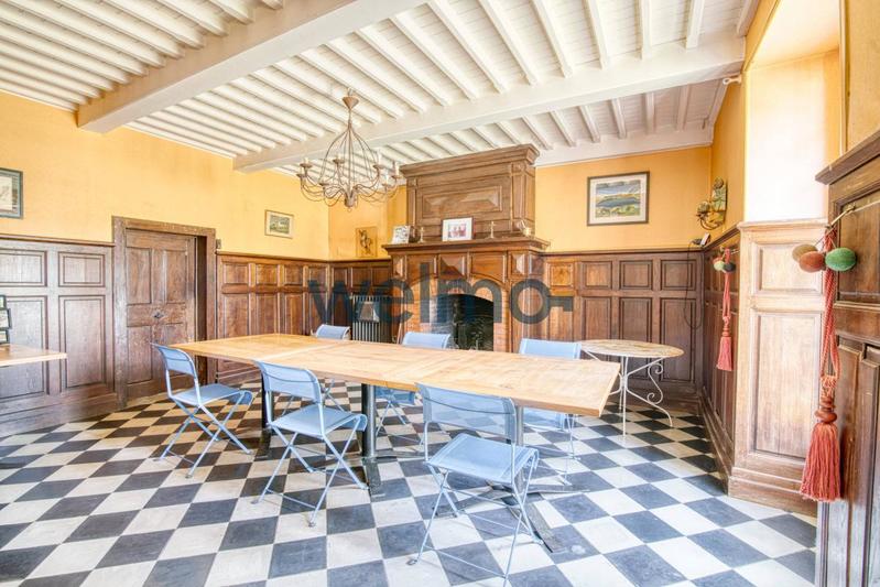 Propriété - 600 m² - 14 pièces