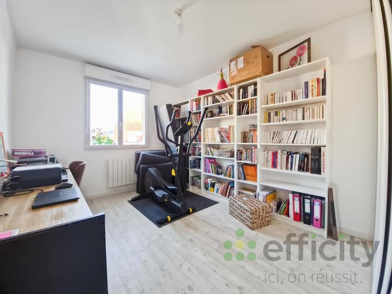 Pavillon - 185 m² - 7 pièces