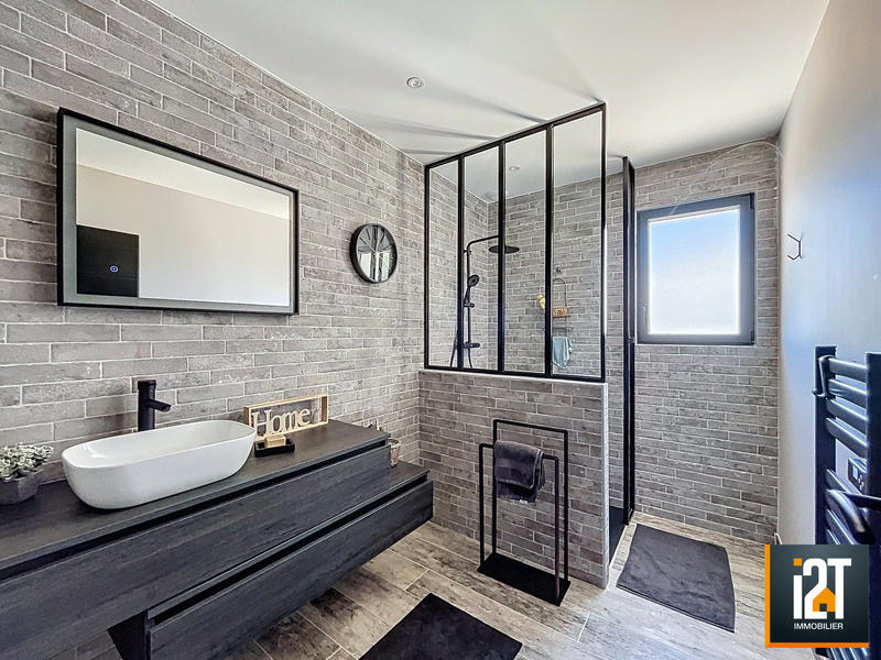 Maison contemporaine - 105 m² - 4 pièces