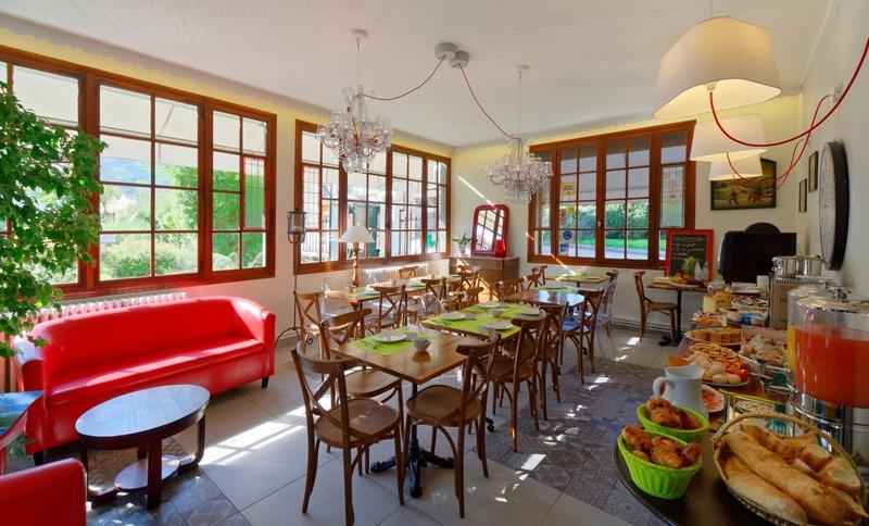 Local commercial - 407 m² - 14 pièces