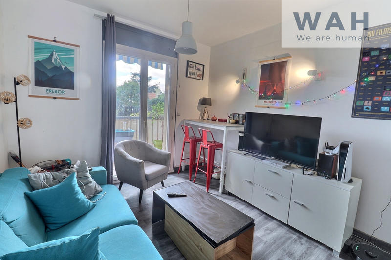 Appartement - 94 m² - 5 pièces