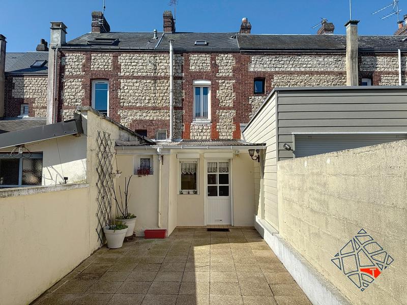 Maison - 81 m² - 4 pièces