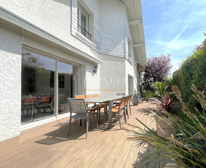 Maison - 146 m² - 5 pièces