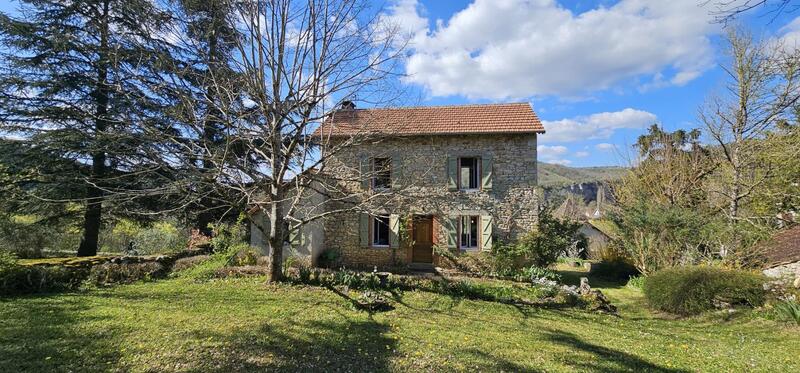 Maison - 100 m² - 5 pièces