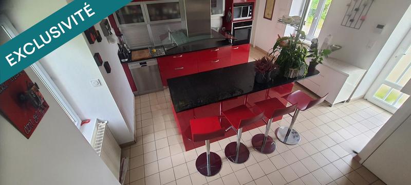 Maison - 156 m² - 6 pièces