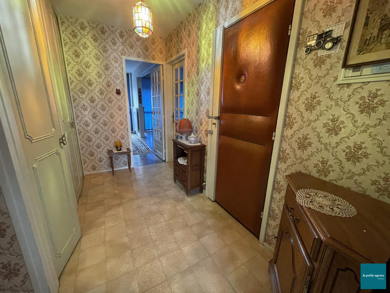 Appartement - 84 m² - 3 pièces