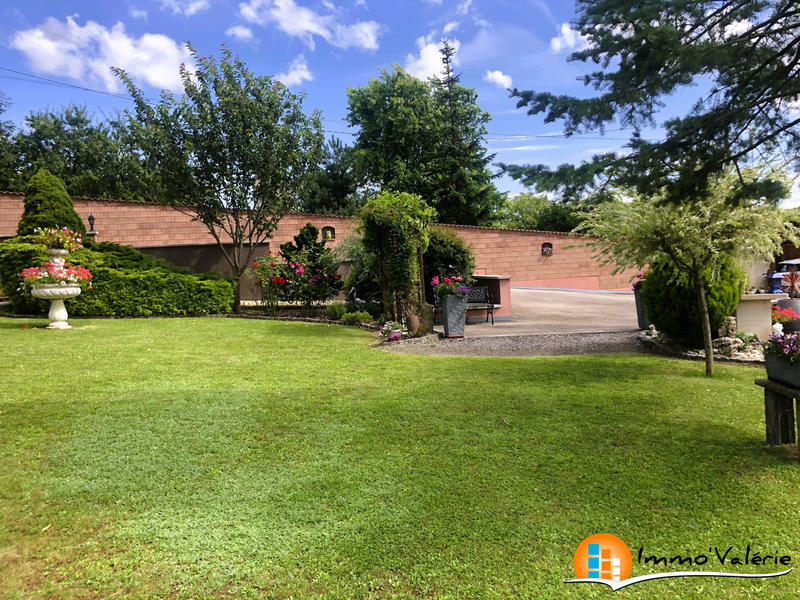 Villa - 280 m² - 10 pièces