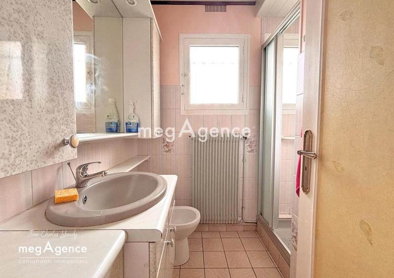 Maison traditionnelle - 75 m² - 4 pièces