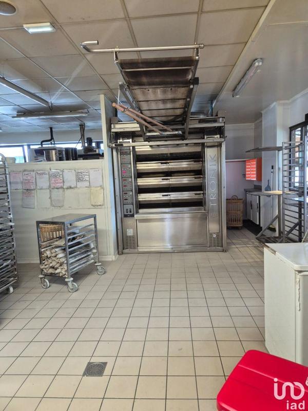 Local commercial - 220 m²