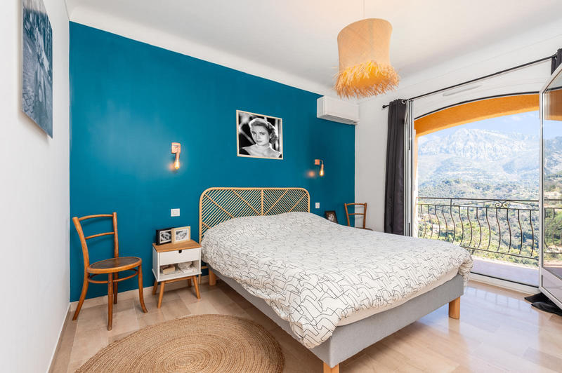 Maison - 151 m² - 5 pièces