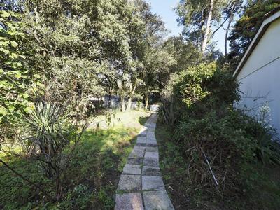 Terrain constructible - 2 200 m²