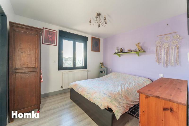 Maison - 180 m² - 6 pièces