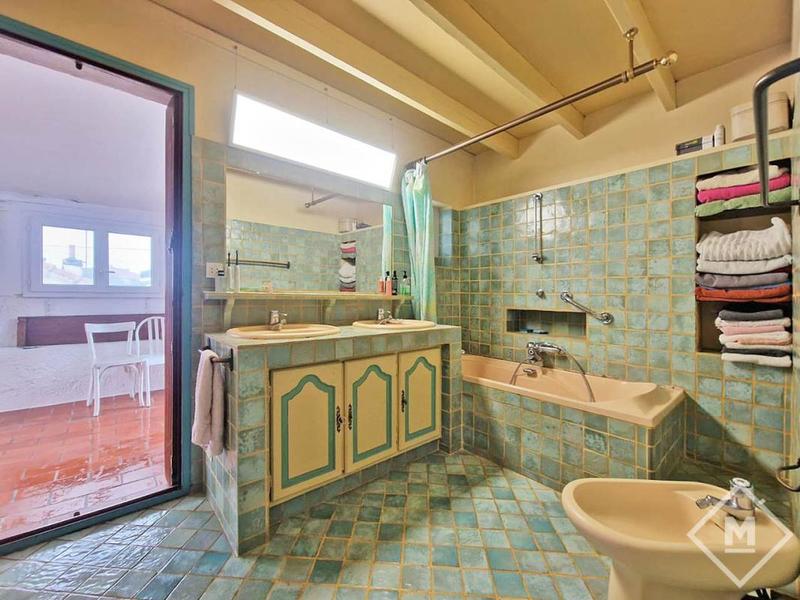 Maison - 282 m² - 7 pièces