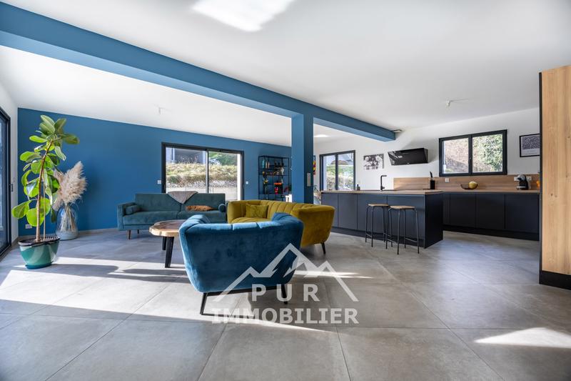 Maison - 131 m² - 4 pièces