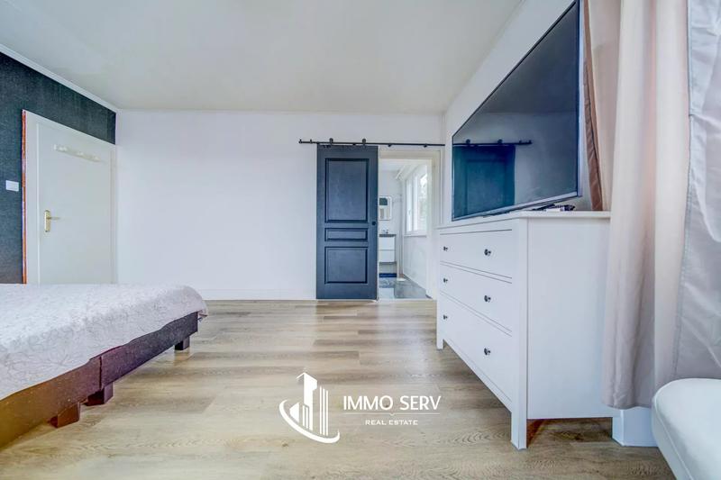 Appartement - 95 m² - 5 pièces