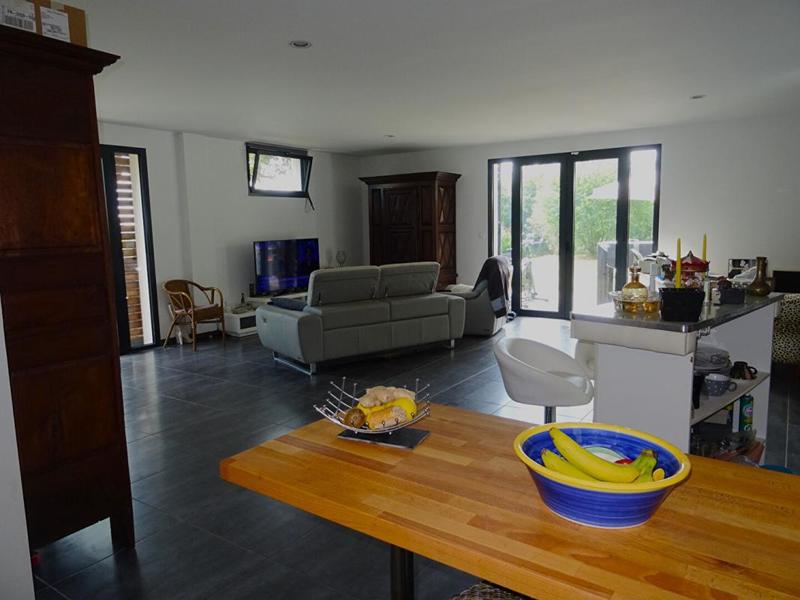 Maison - 309 m² - 8 pièces