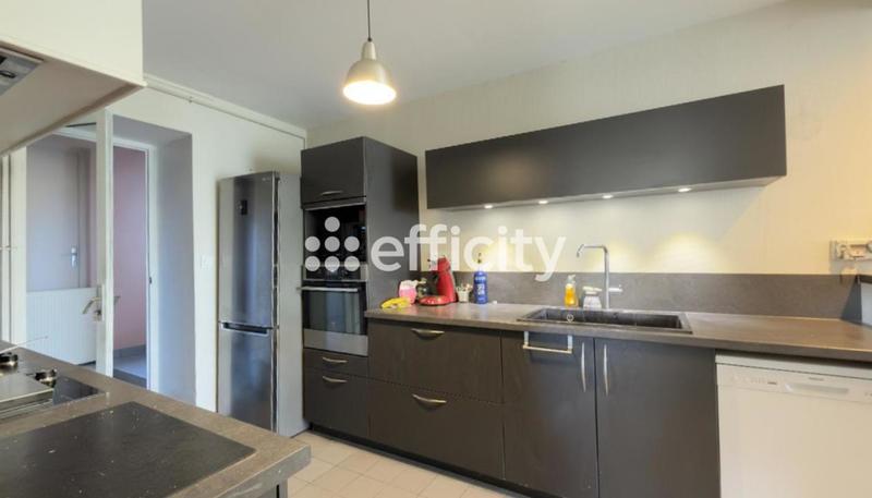 Maison - 160 m² - 7 pièces