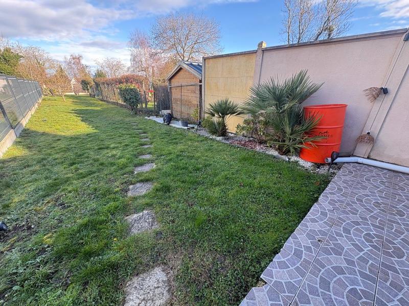 Maison - 110 m² - 4 pièces