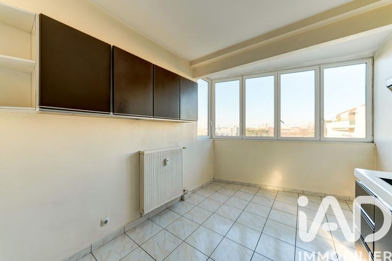 Appartement - 82 m² - 3 pièces