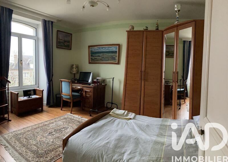 Maison de ville - 176 m² - 8 pièces