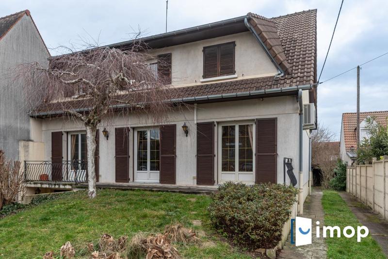 Maison - 146 m² - 5 pièces