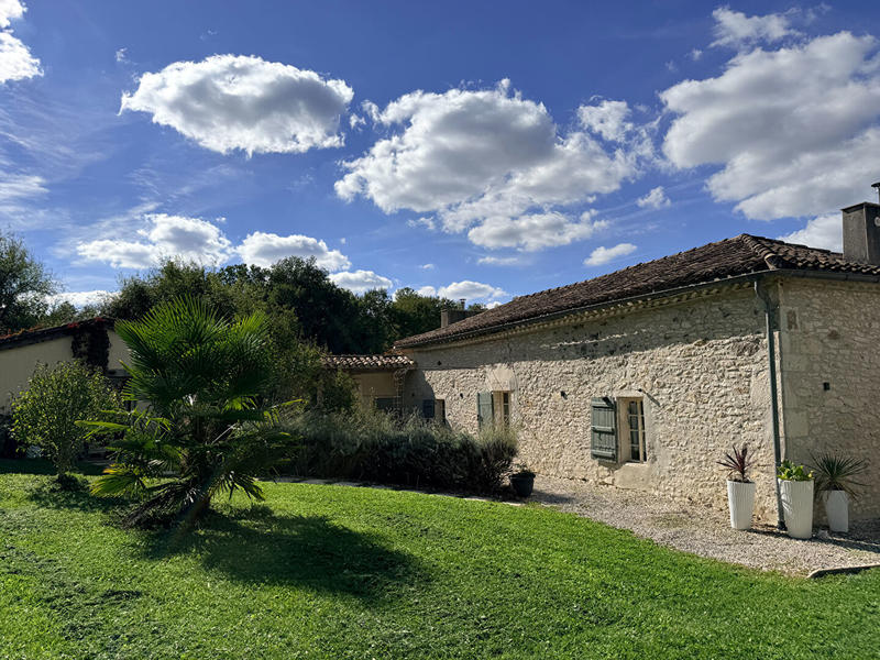 Maison - 147 m² - 7 pièces